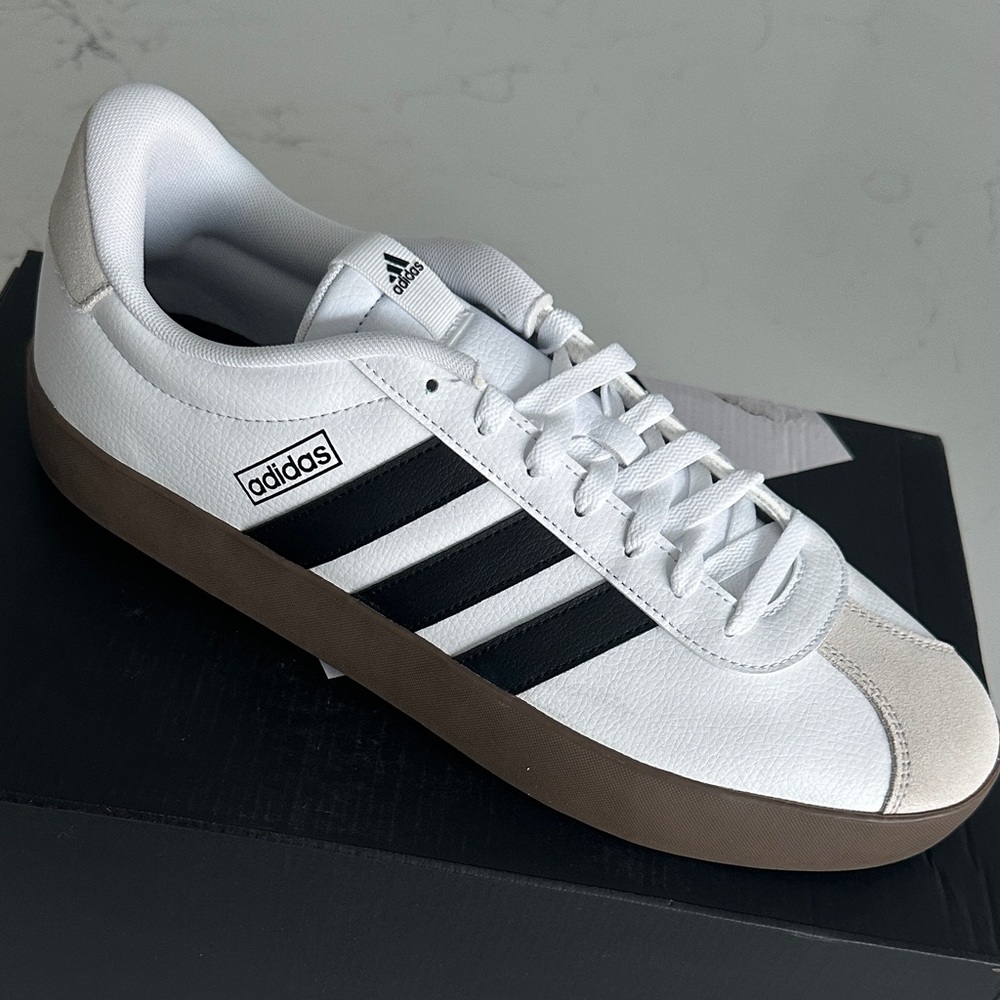 Adidas VL Court 3.0 Sneakers - Black and White